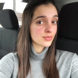 Meet your Posher, Vitoria